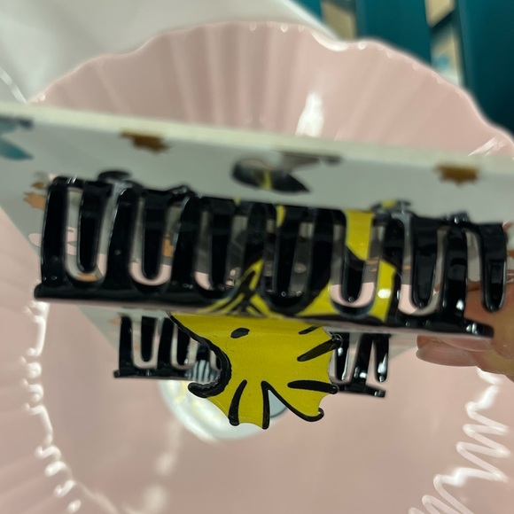 NWT ⚜️🖤⚜️ Impressions Vanity Peanuts Snoopy and Woodstock Claw Clip Set - Picture 6 of 6